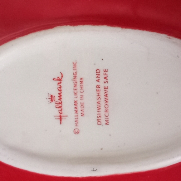 Hallmark Christmas Red Snowflake Holiday Mitten - Picture 3 of 6